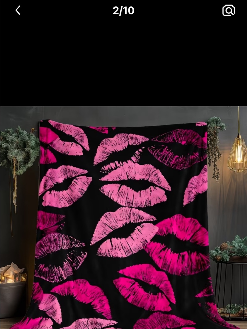 Plush Lip Print Throw Blanket - Black & Pink
